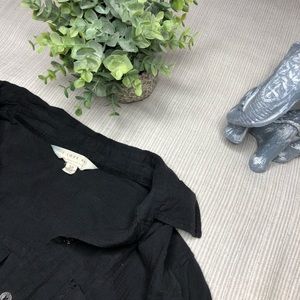 Forever 21 | Lightweight Black Button-down Shirt